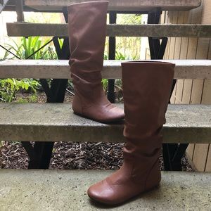 Knee High Women’s Boots Size 7.5
